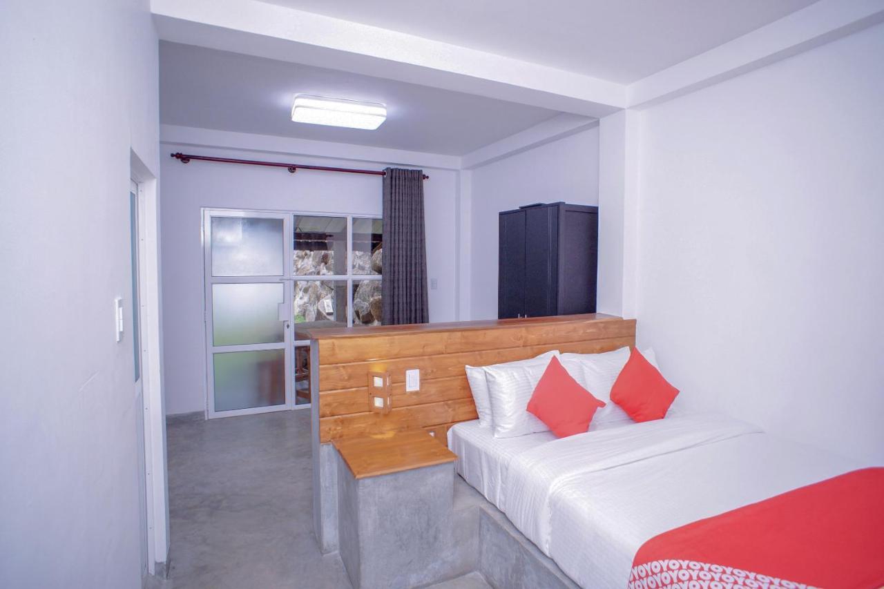 Pineview Hotel Unawatuna Exterior photo